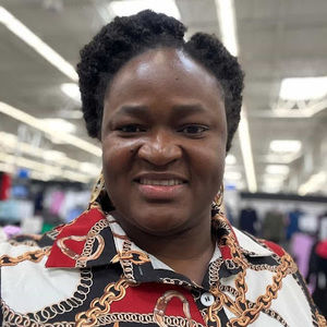 Meet your Posher, Abiola